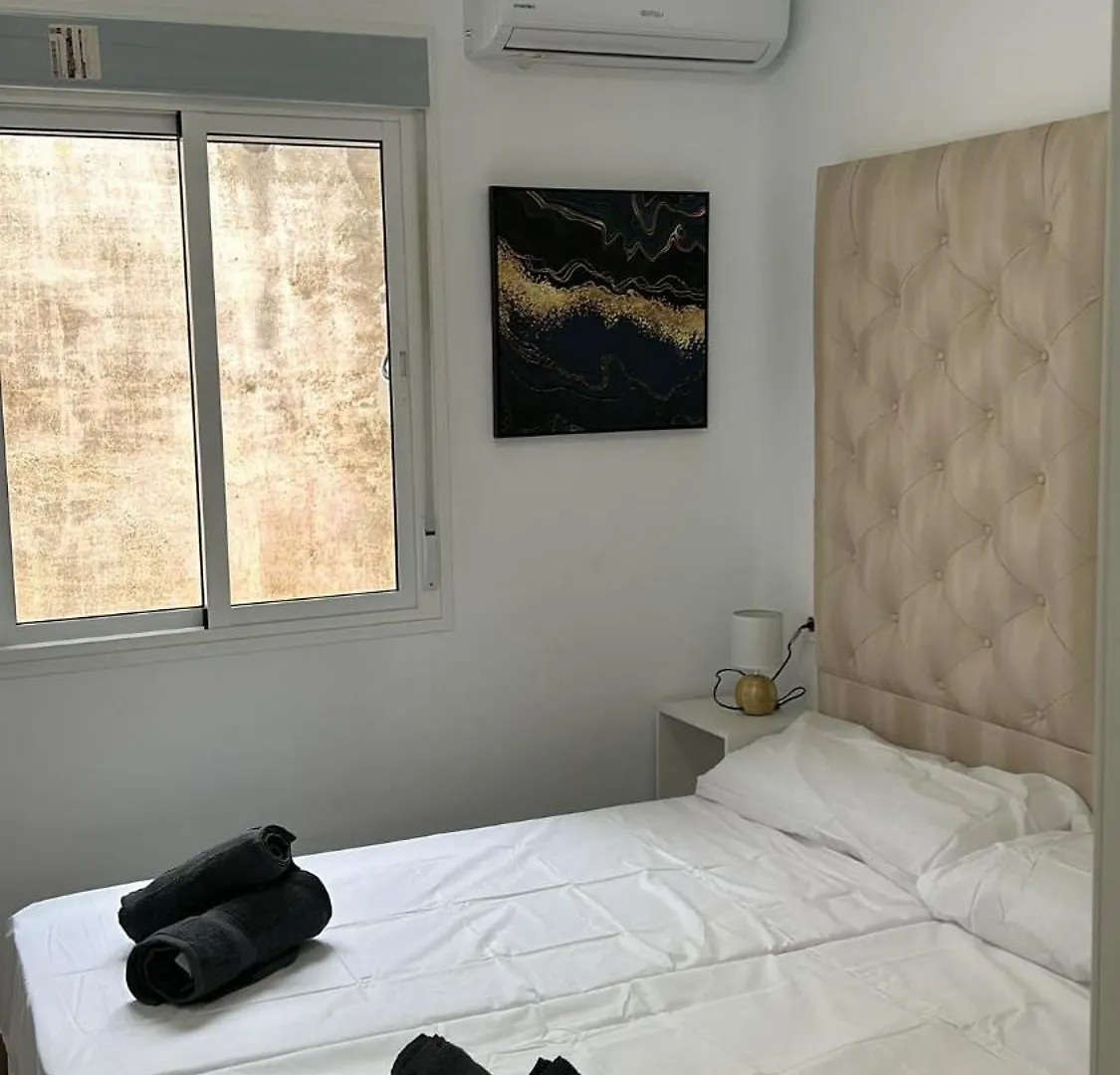 Comfortable Stay In Málaga 0*,