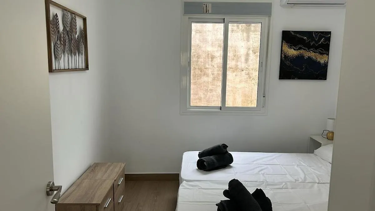 Comfortable Stay In Malaga Apartment